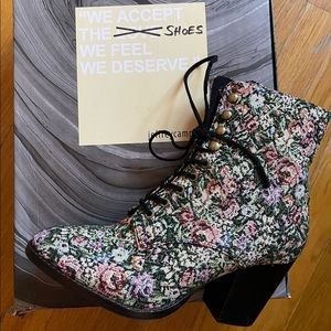 Brand New Jeffrey Campbell lace up booties